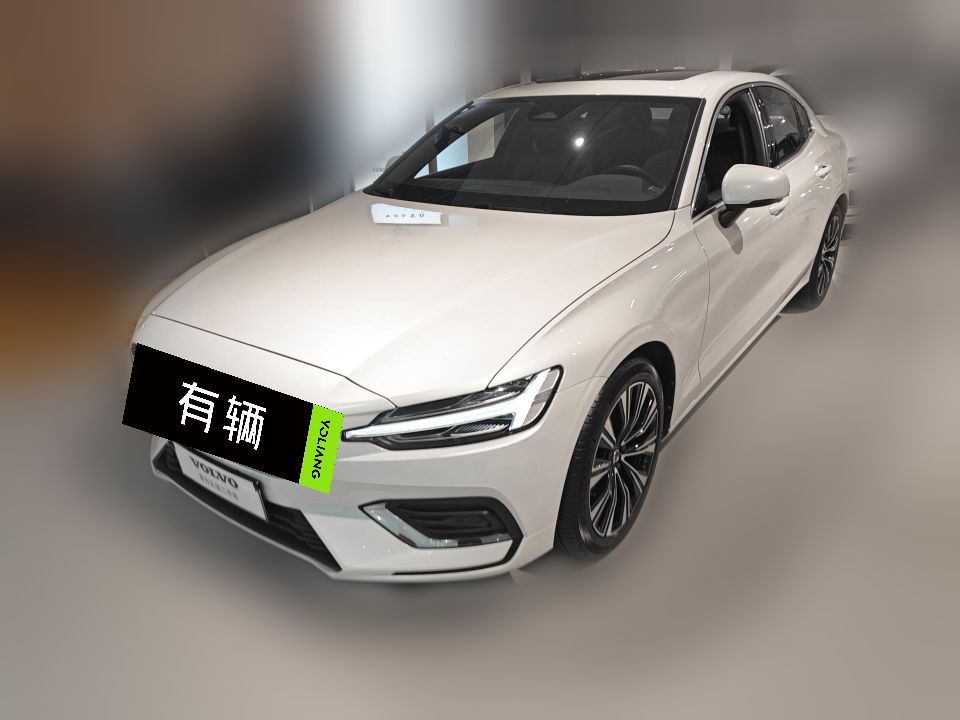 Volvo S60 48V 2025 2.0T DCT B4 Luxury