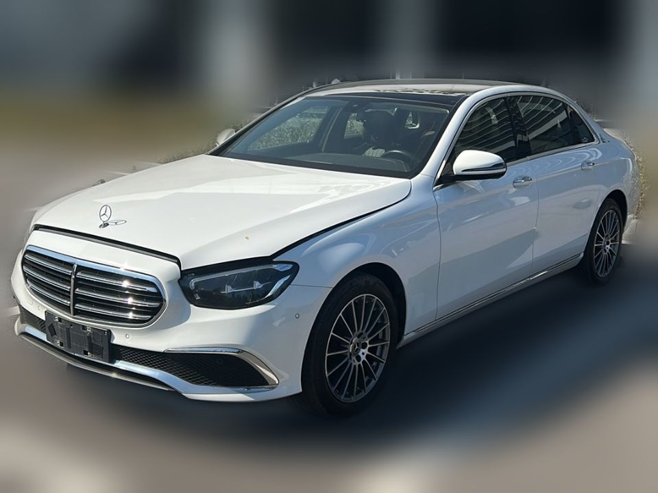 Mercedes-Benz E 260 L 2023 2.0T AT
