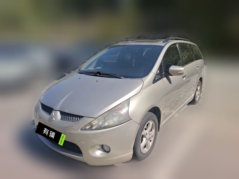 Mitsubishi Grandis 2003 2.4 AT Premium