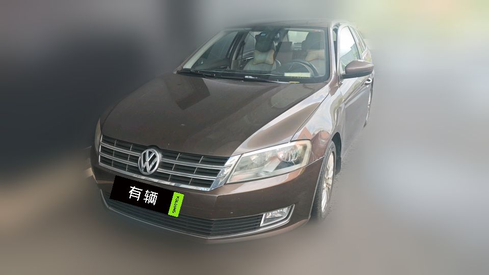 Volkswagen Lavida Tour 2013 1.6 AT Luxury