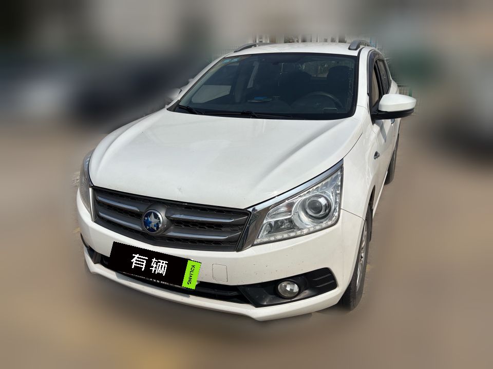 Venucia T70 2015 2.0 CVT Run
