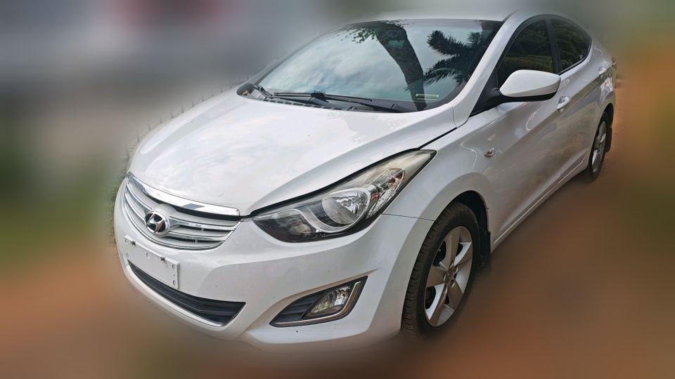 Hyundai Elantra Langdong 2012 1.6 DCT GS Fashion