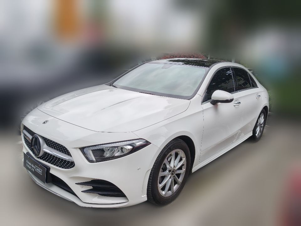 Mercedes-Benz A 200 L 2022 1.3T DCT Dynamic