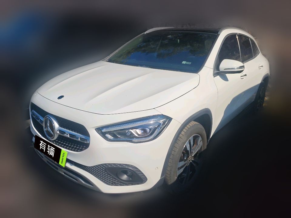 Mercedes-Benz GLA 200 2022 1.3T DCT Facelift