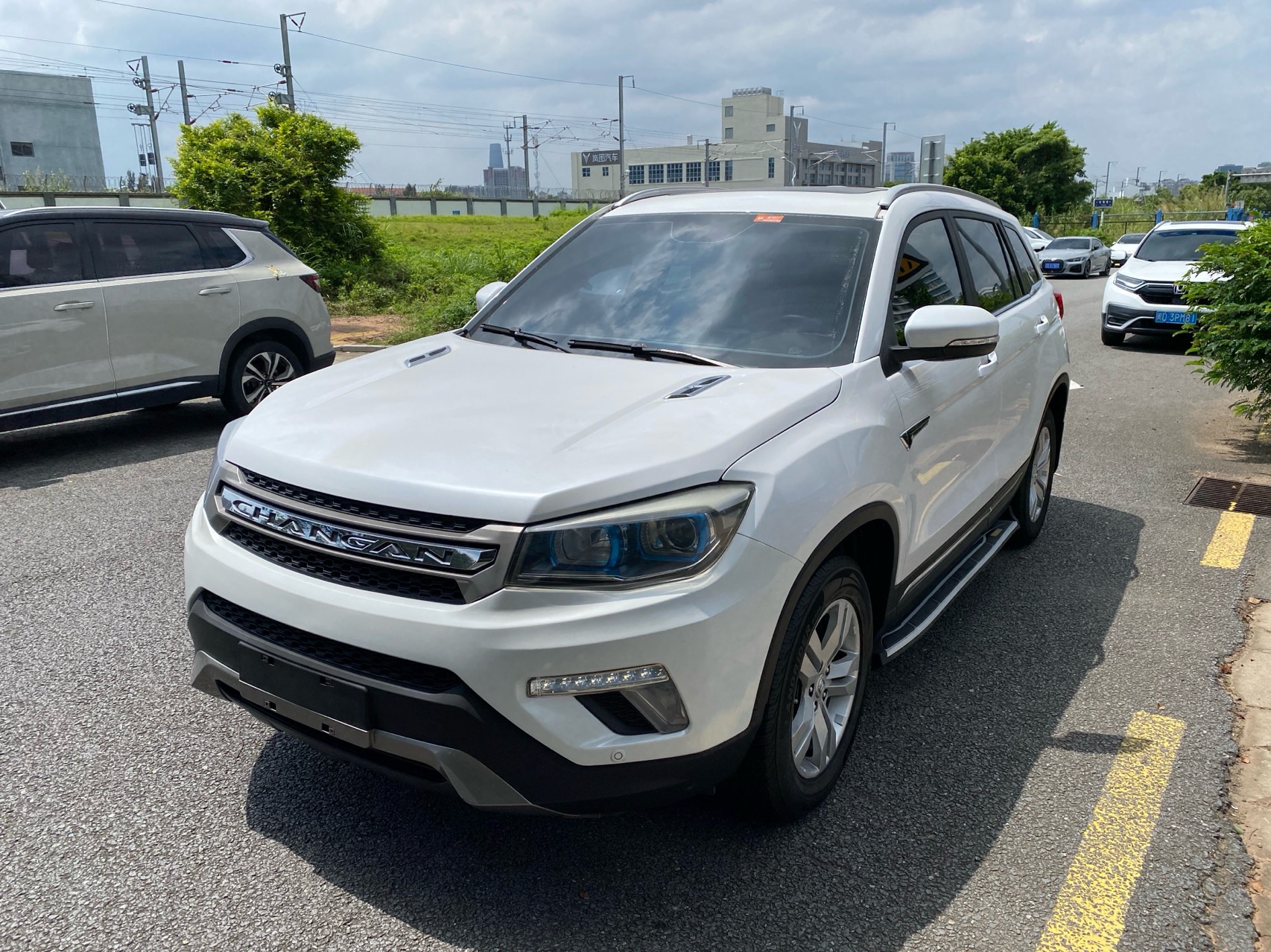 Changan CS75 2017 1.5T AT Cool Edition Sharp