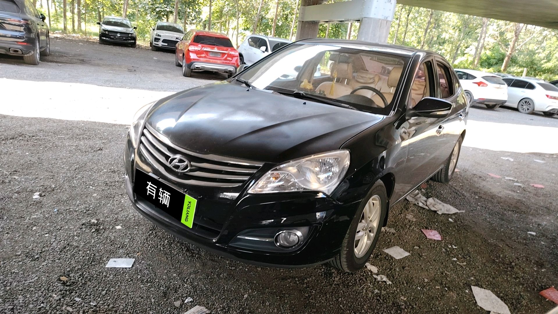 Hyundai Elantra Yuedong 2011 1.6 MT Comfort