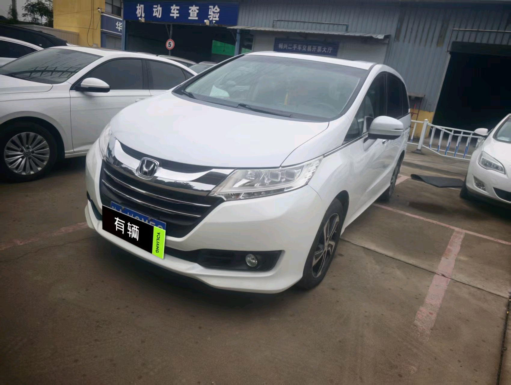 Honda Odyssey 2015 2.4 CVT Smart Enjoy