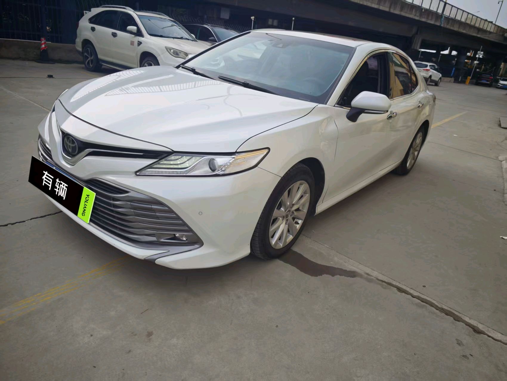 Toyota Camry 2019 2.0G CVT Luxury