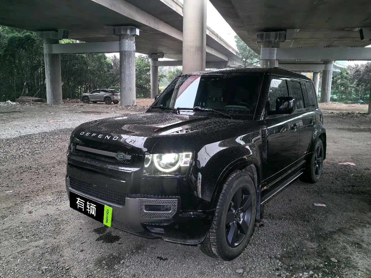 Land Rover Defender 110 48V 2025 3.0T AT P400 Dynamic HSE