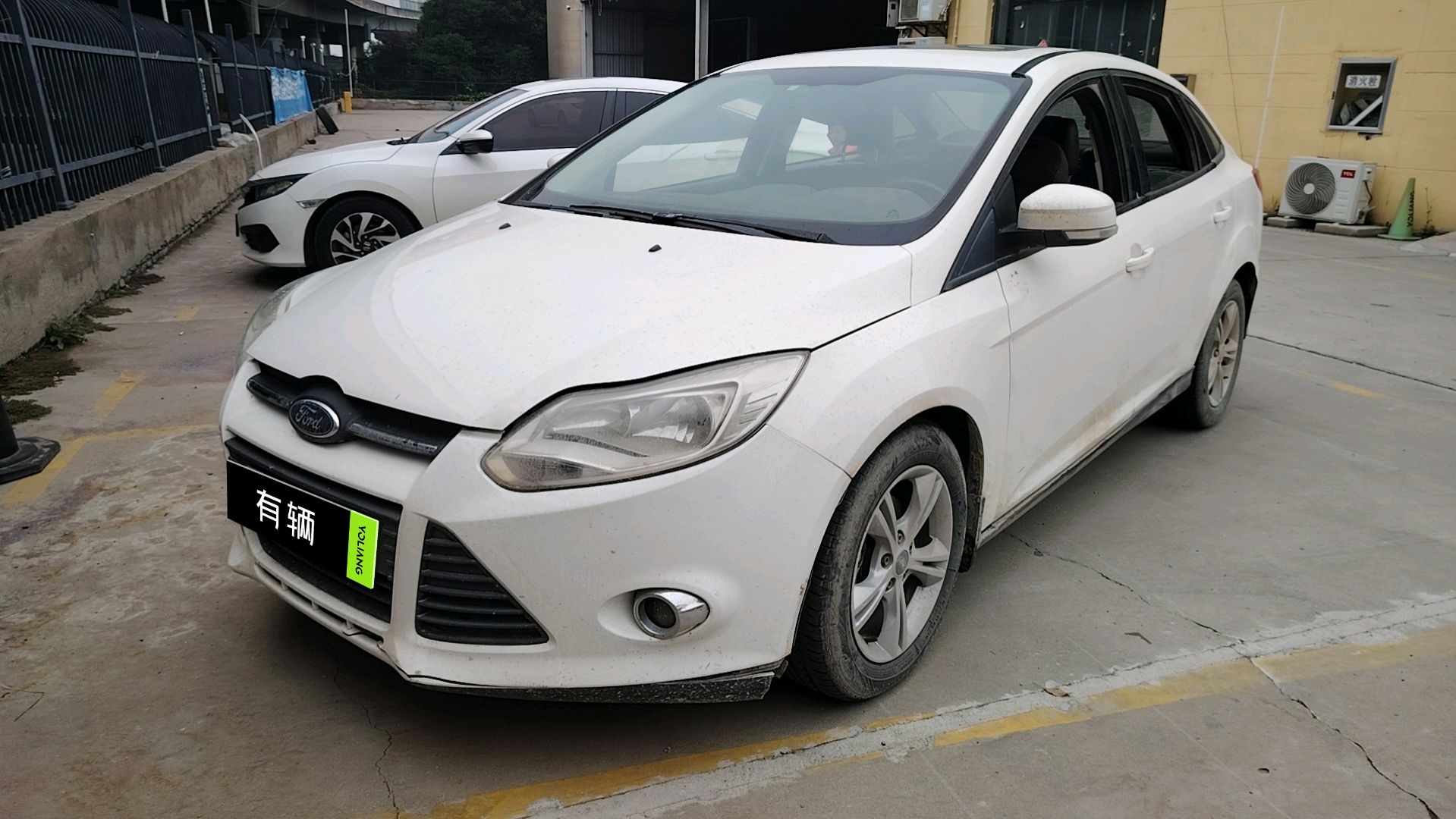 Ford Focus Sedan 2012 1.6 DCT Trend