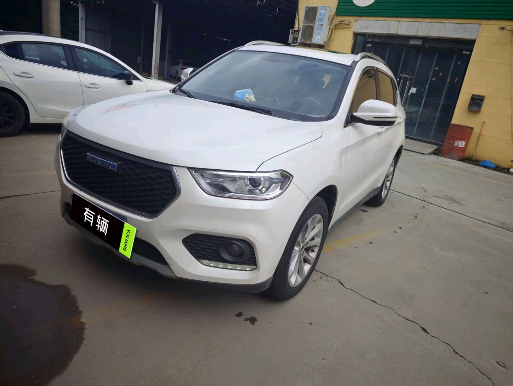 Haval H2 2017 1.5T MT 2WD Luxury Blue Badge
