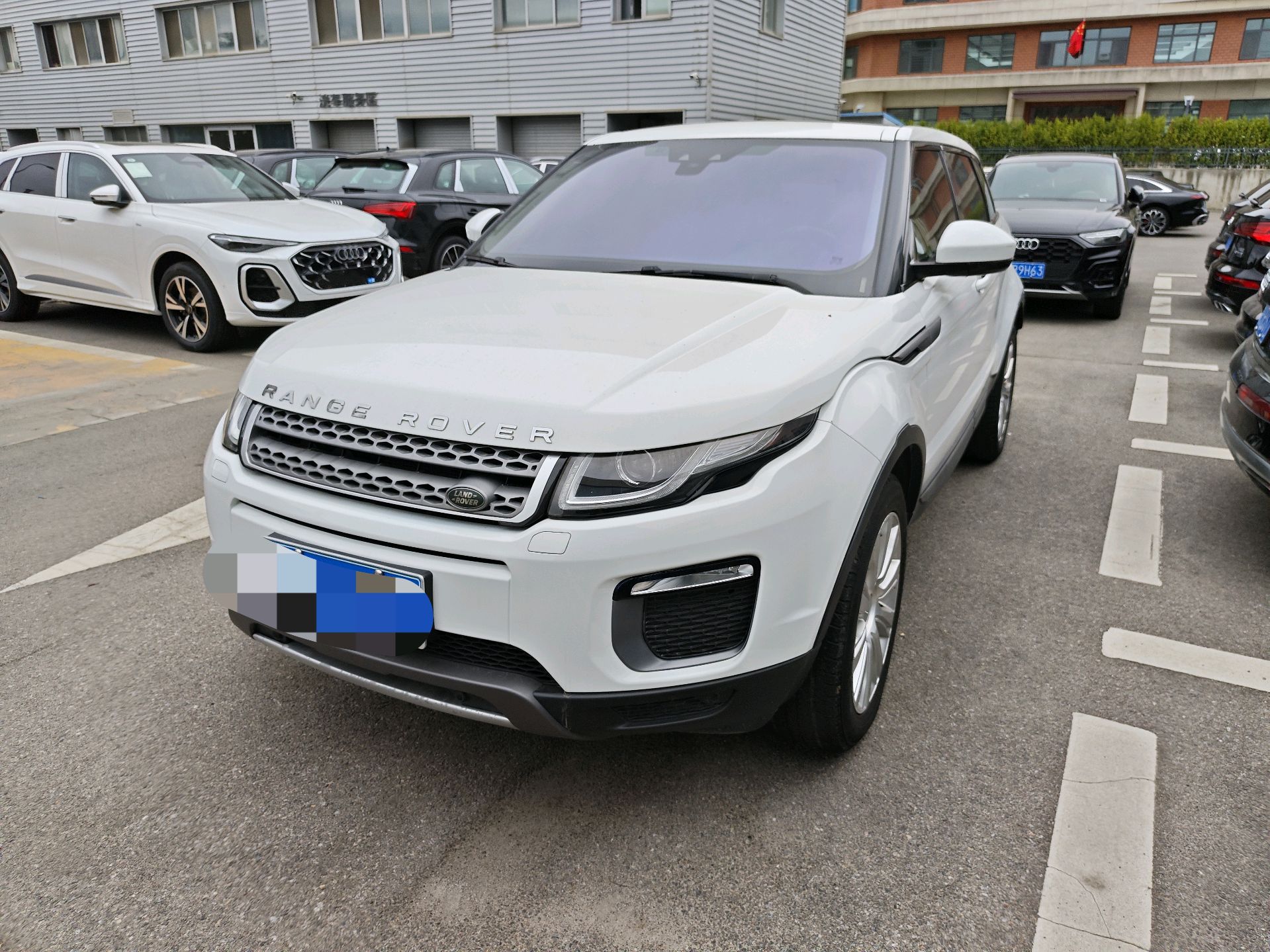 Land Rover Range Rover Evoque 2016 2.0T AT SE Prestige