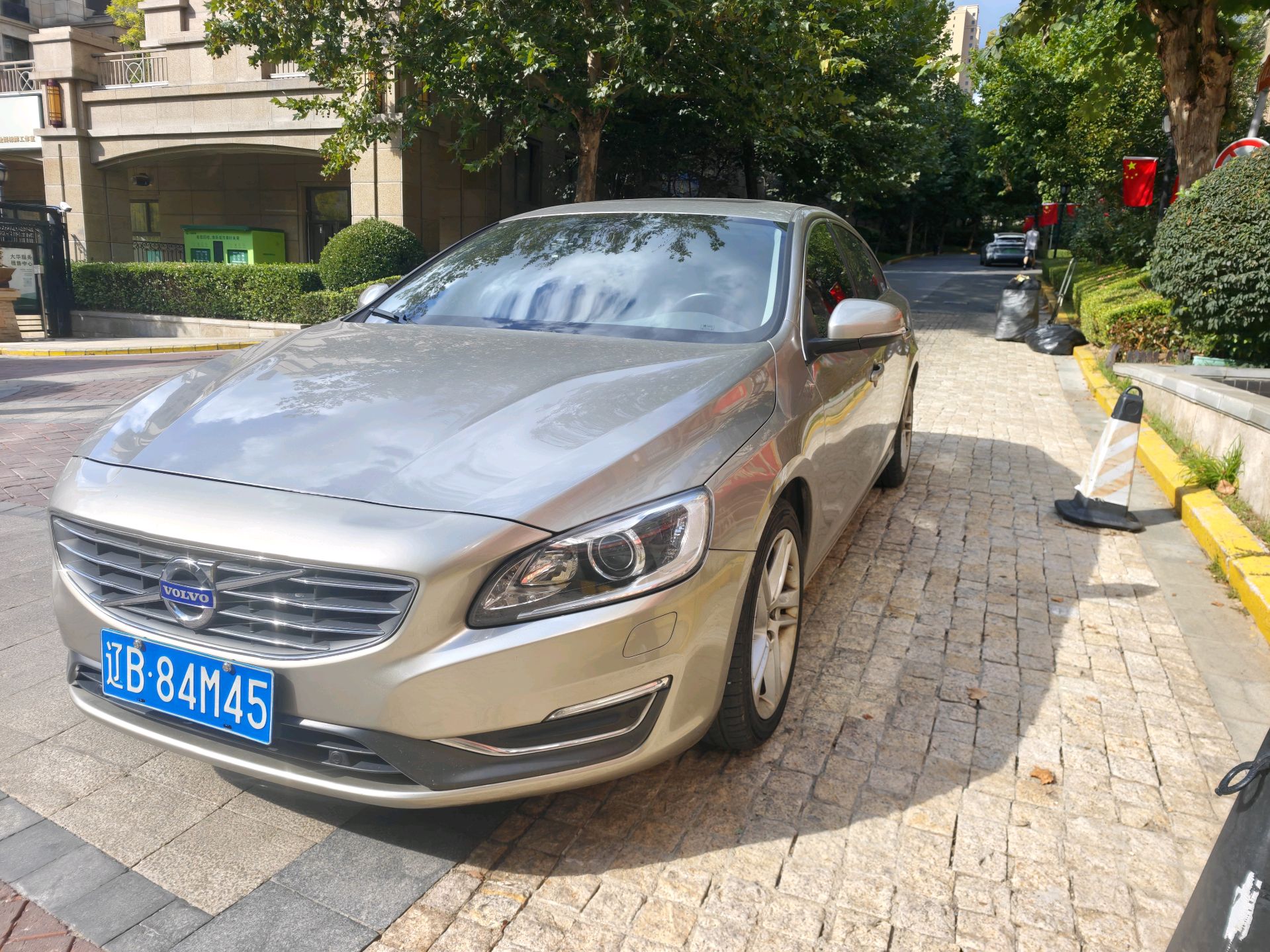 Volvo S60L 2014 2.0T AT T5 Smart Drive
