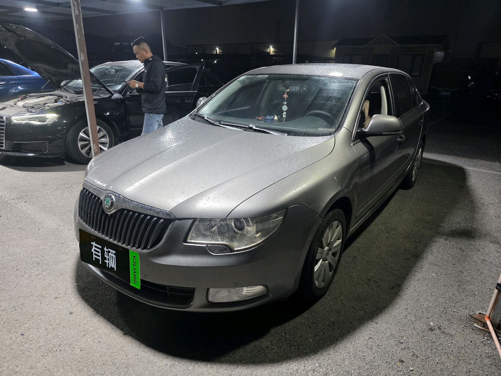 Skoda Superb 2012 1.8TSI MT Elegant