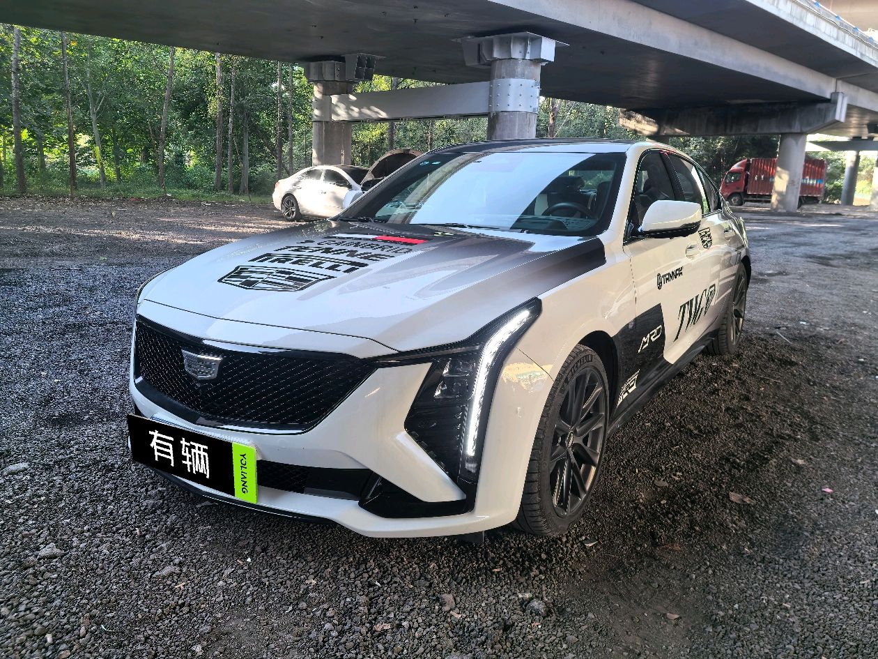 Cadillac CT5 2025 2.0T AT 28T Track Performance Plus Track Package