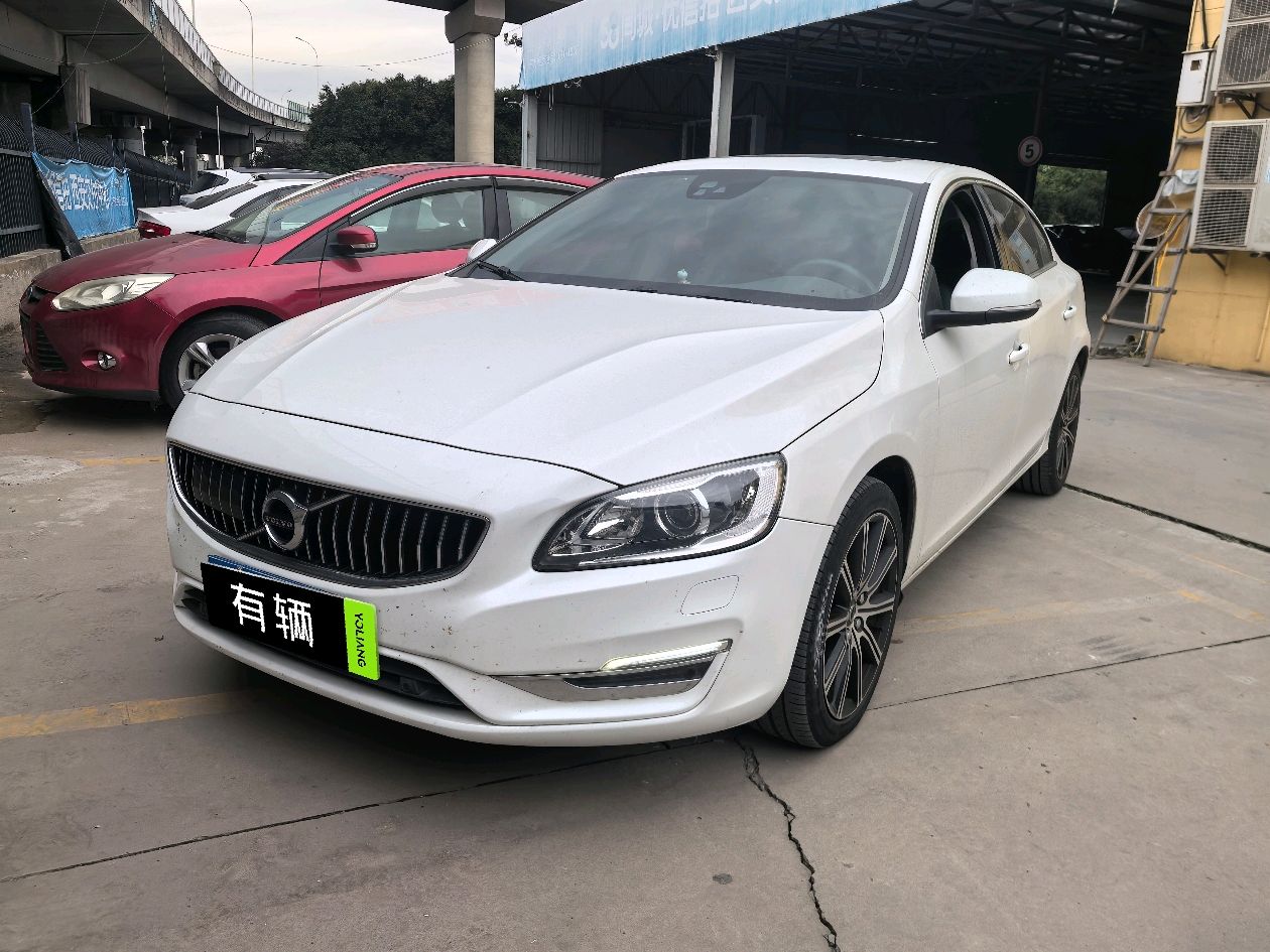 Volvo S60L 2018 2.0T AT T5 Intelligent Dynamic