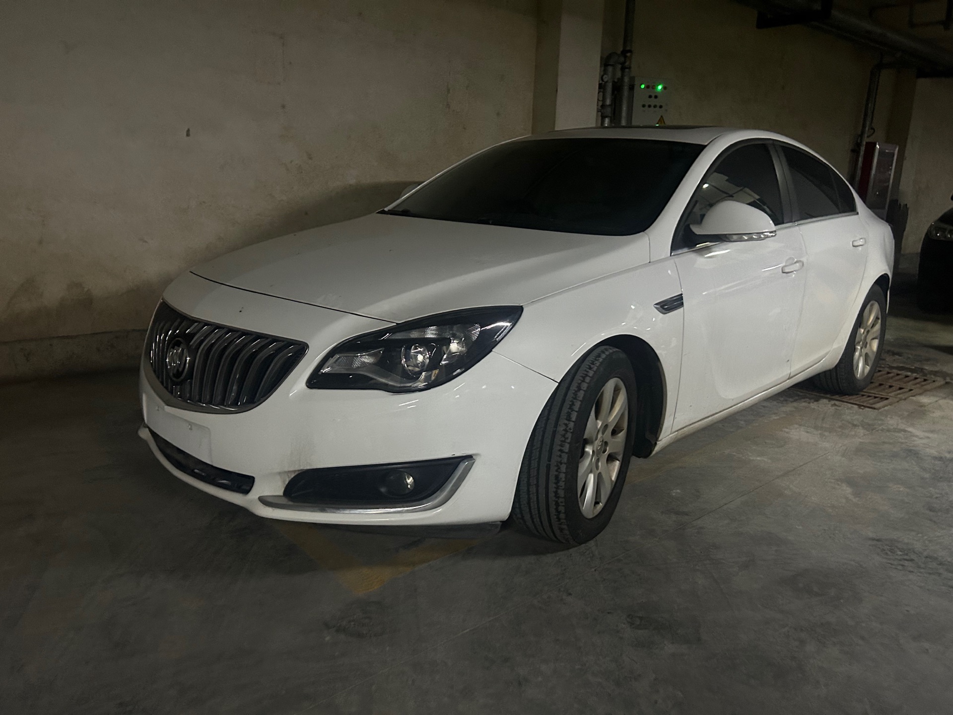 Buick Regal 2015 2.0 AT Leading Fashion
