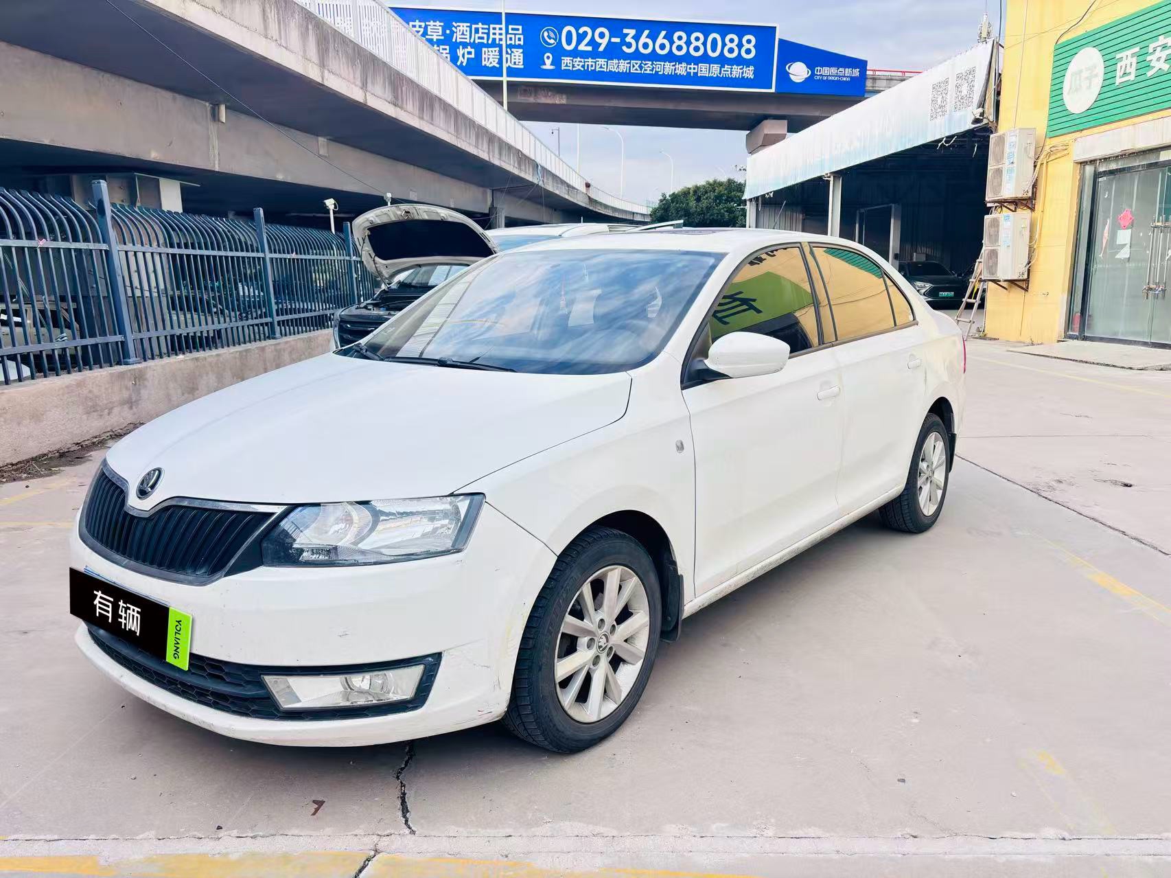 Skoda Rapid 2016 1.6 AT Advance Edition