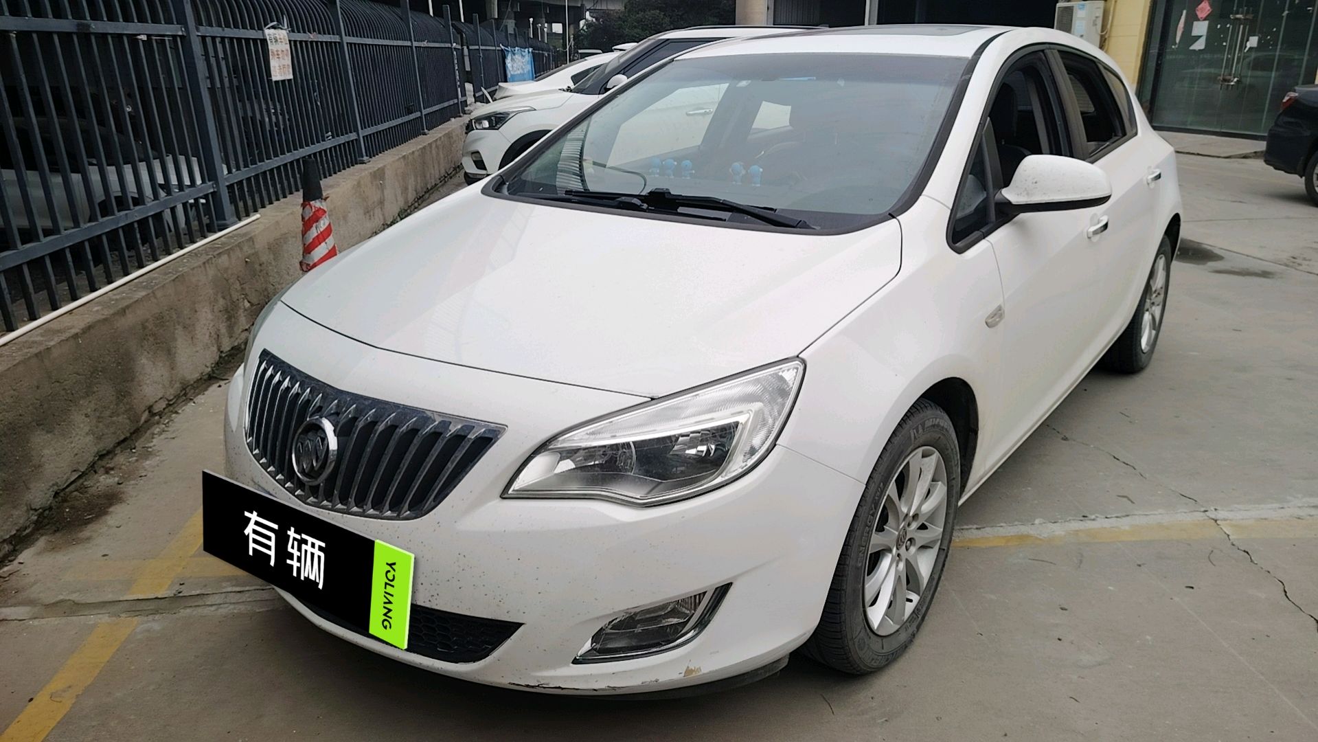 Buick Excelle XT 2013 1.6 AT Fashion Edition