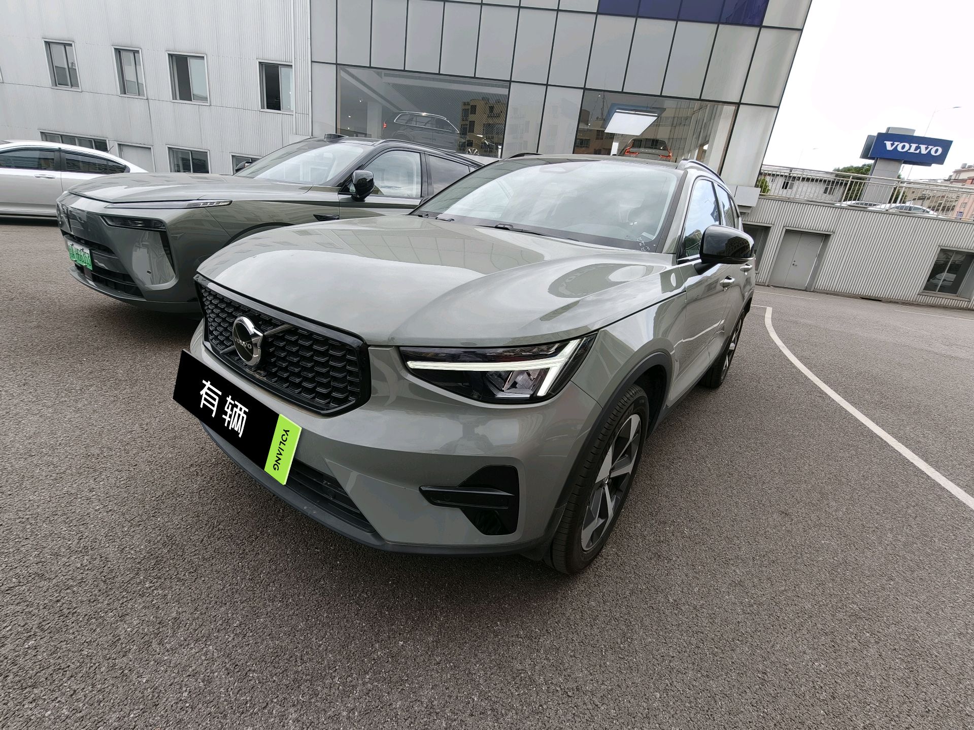Volvo XC40 48V 2024 2.0T DCT B4 AWD Sport