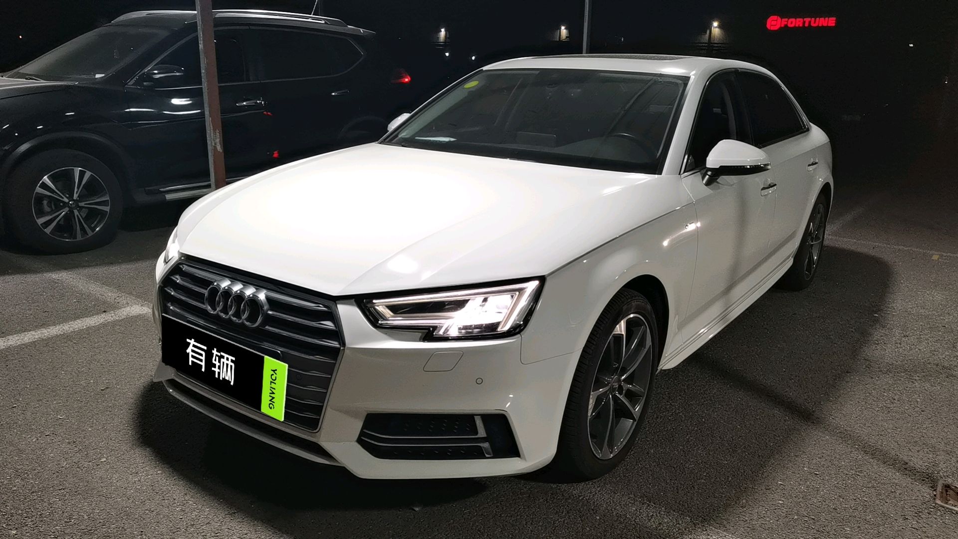 Audi A4L 2017 2.0TFSI DCT 40TFSI Sport