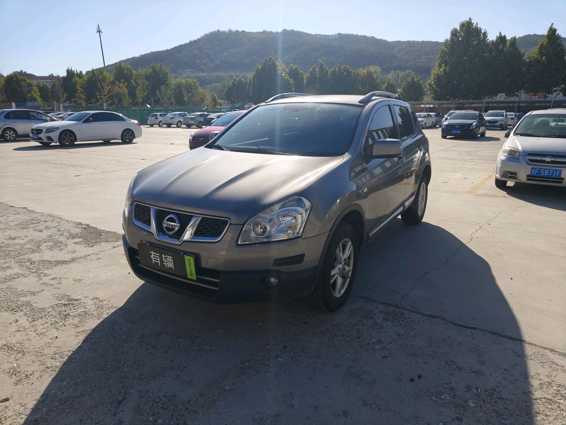 Nissan Qashqai 2012 2.0 MT XL Fire 2WD